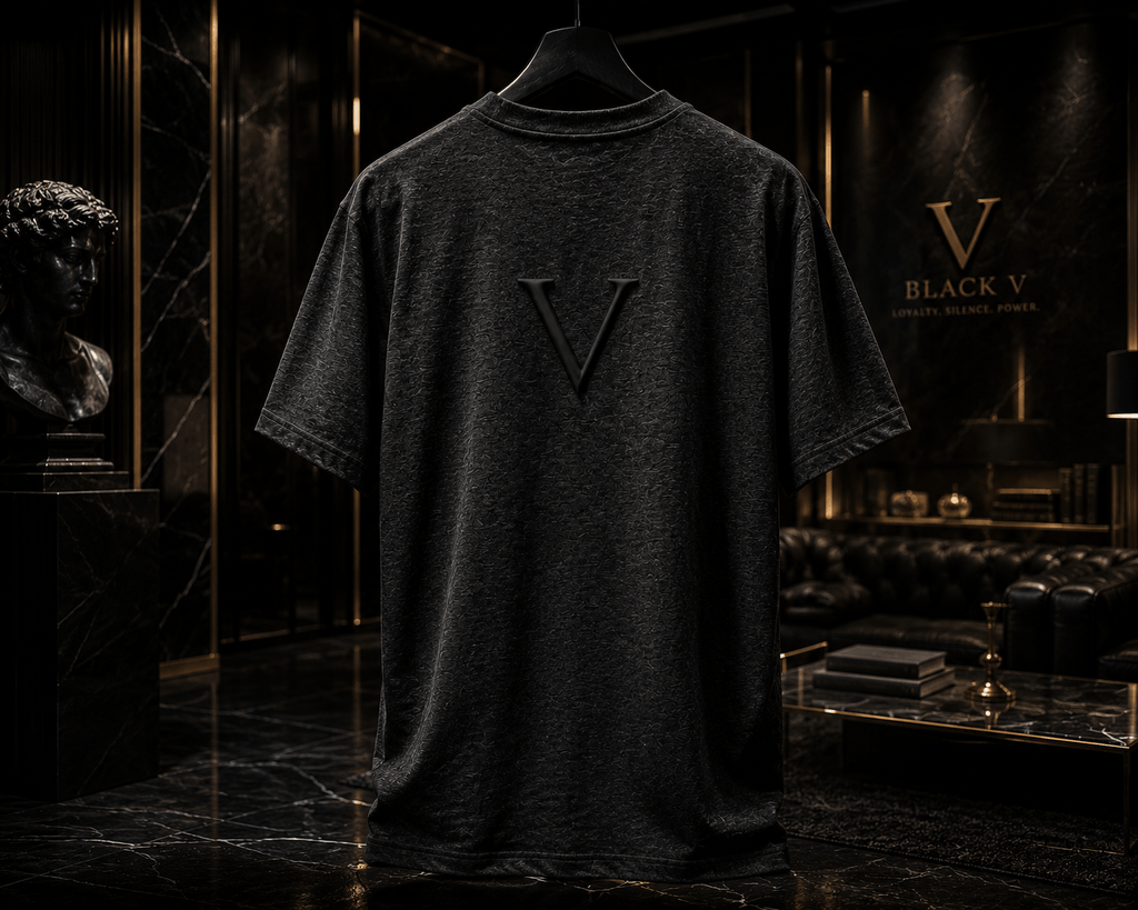 Oversized blouse made of pure, high-quality cotton